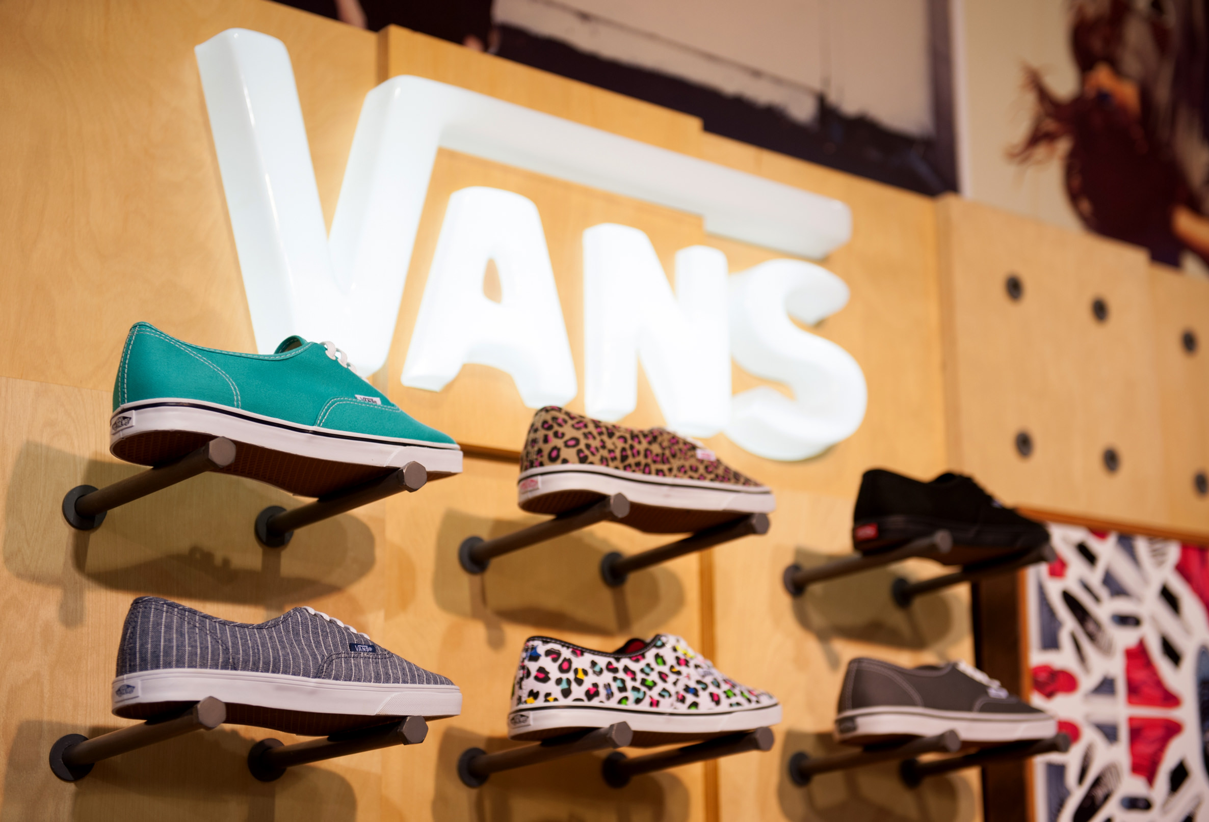 vans shoes yorkdale mall
